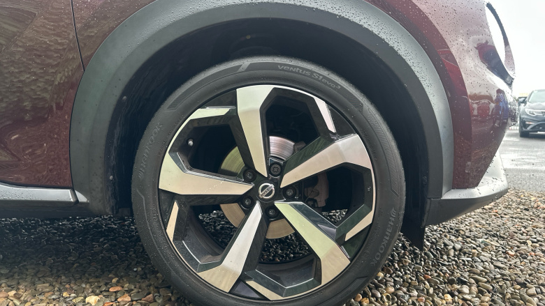 Nissan Juke 1.0 DiG-T Tekna 5dr Petrol Hatchback